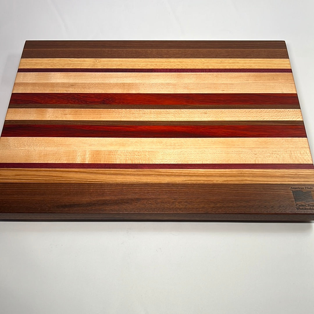 Medium Cutting Board - Maple, Mahogany, Cherry